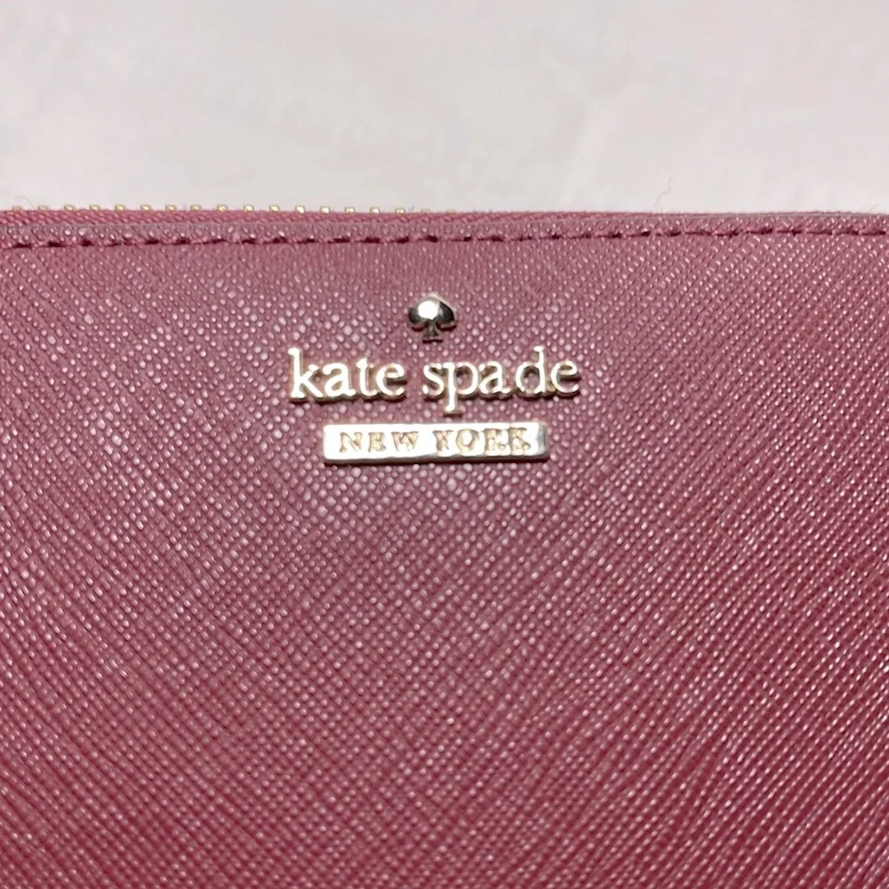 Authentic KATE SPADE ♠️ wallet - Picture 4 of 8
